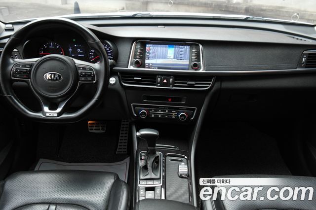 Kia K5 2016 — photo 9