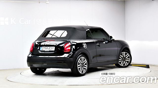 Mini Cooper Convertible 2025 — photo 4