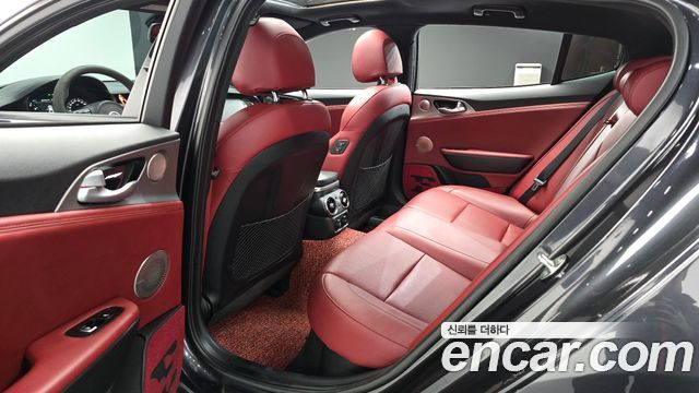 Kia Stinger 2020 — photo 11