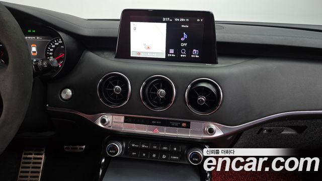 Kia Stinger 2020 — photo 13