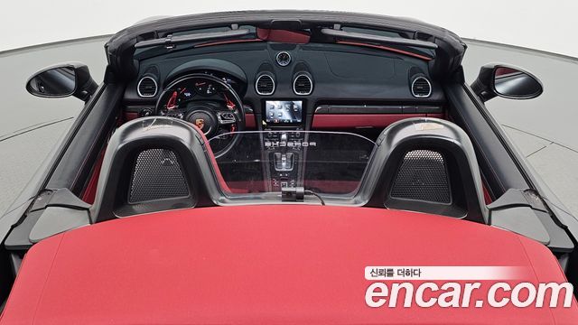 Porsche 718 2018 — photo 28