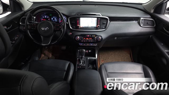 Kia Sorento 2016 — photo 10