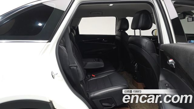 Kia Sorento 2016 — photo 17