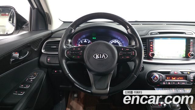 Kia Sorento 2016 — photo 19