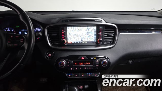 Kia Sorento 2016 — photo 20
