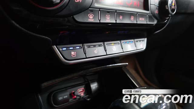 Kia Sorento 2016 — photo 24