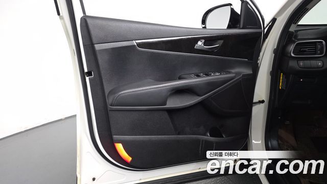 Kia Sorento 2016 — photo 14