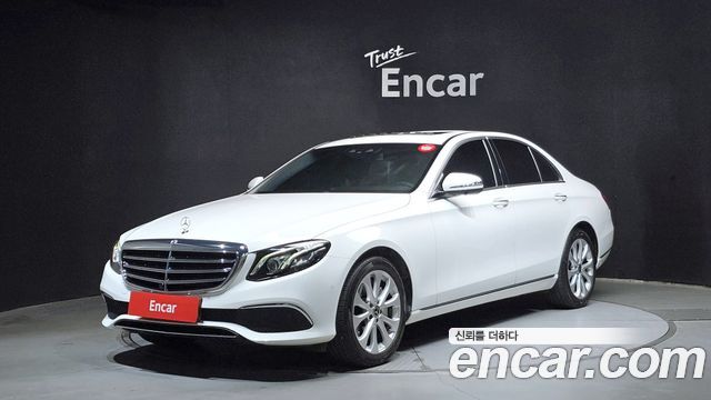 Mercedes-Benz E-Class 2019 — photo 1