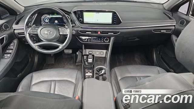Hyundai Sonata 2022 — photo 10