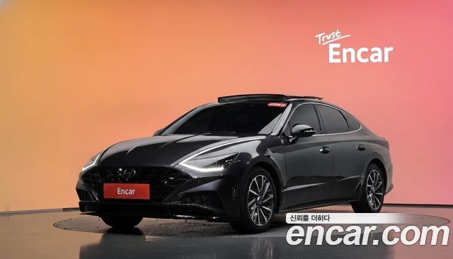 Hyundai Sonata 2022 — photo 1