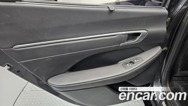 Hyundai Sonata 2022 — photo 15