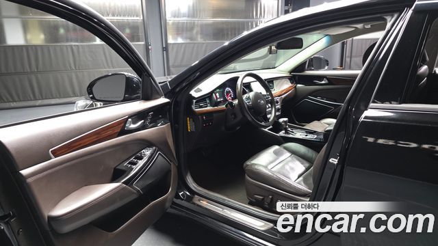 Kia K7 2017 — photo 10