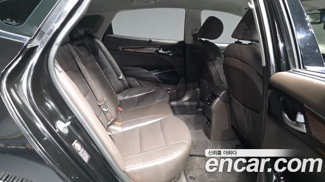 Kia K7 2017 — photo 12