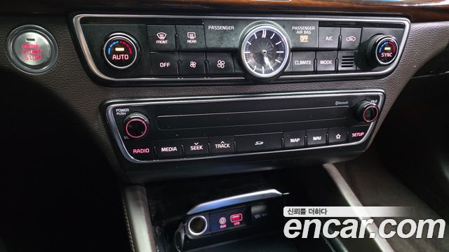 Kia K7 2017 — photo 17