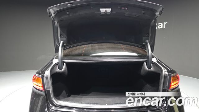 Kia K7 2017 — photo 20