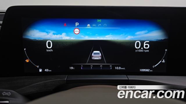 Kia K8 2022 — photo 11