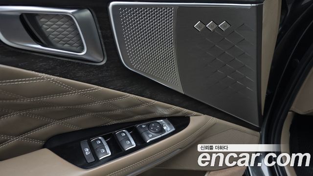 Kia K8 2022 — photo 28