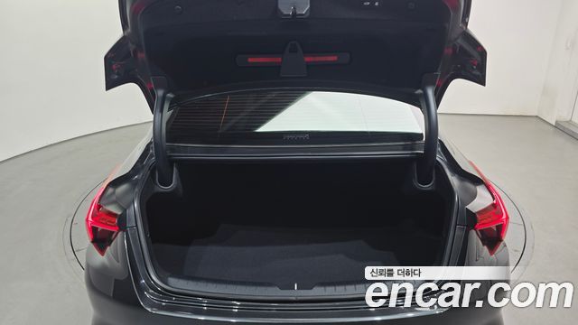 Kia K8 2022 — photo 32