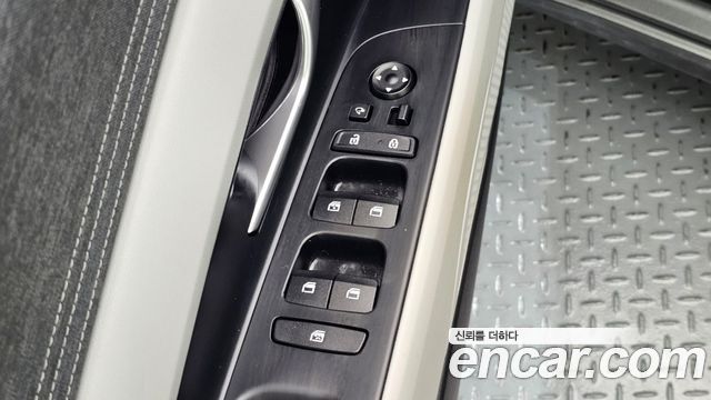 Hyundai AVANTE 2021 — photo 24