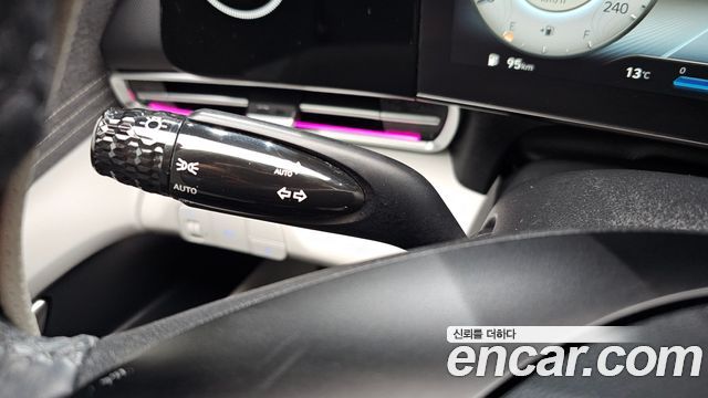 Hyundai AVANTE 2021 — photo 25
