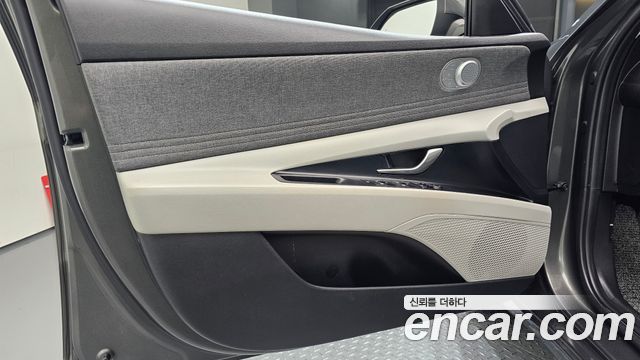 Hyundai AVANTE 2021 — photo 14