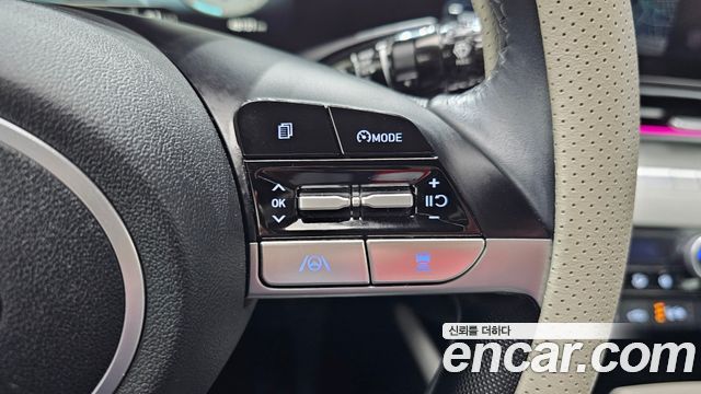 Hyundai AVANTE 2021 — photo 28