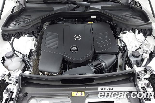 Mercedes-Benz GLC-Class 2026 — photo 6