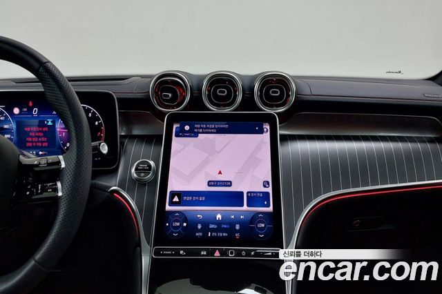 Mercedes-Benz GLC-Class 2026 — photo 20