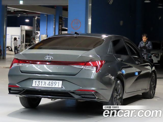 Hyundai AVANTE 2023 — photo 2