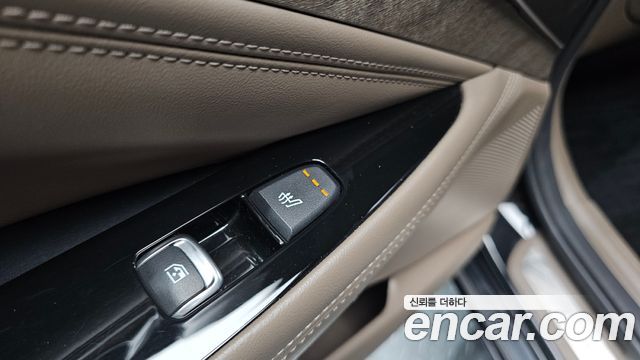 Kia K8 2022 — photo 32