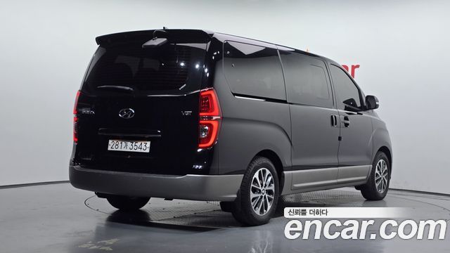 Hyundai Starex 2020 — photo 2
