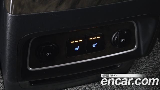 Hyundai Starex 2020 — photo 19