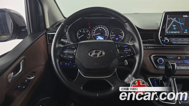 Hyundai Starex 2020 — photo 22