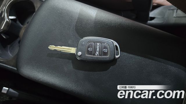 Hyundai Starex 2020 — photo 24
