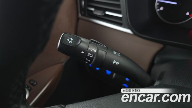 Hyundai Starex 2020 — photo 26