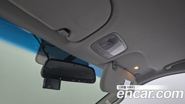 Hyundai Starex 2020 — photo 27