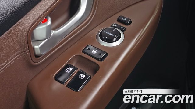 Hyundai Starex 2020 — photo 29