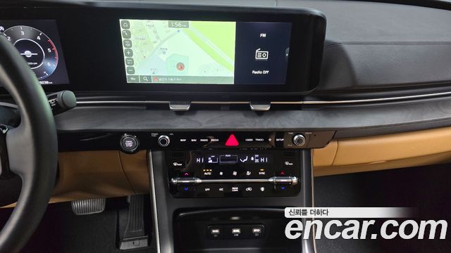 Kia Canival 2023 — photo 20