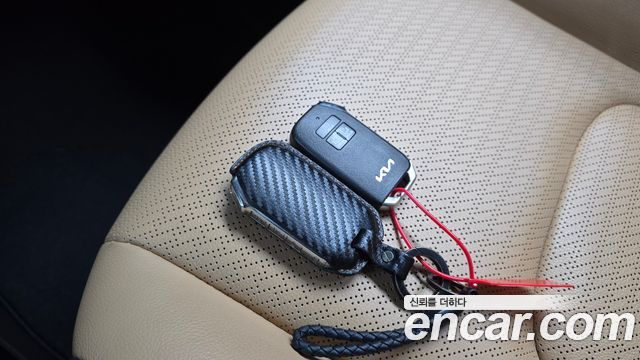 Kia Canival 2023 — photo 24