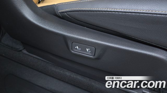 Kia Canival 2023 — photo 29