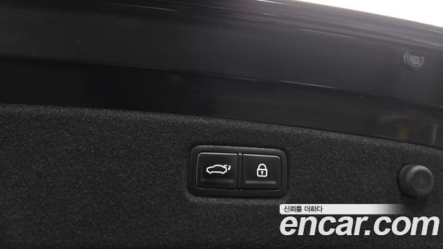 Kia K9 2022 — photo 17
