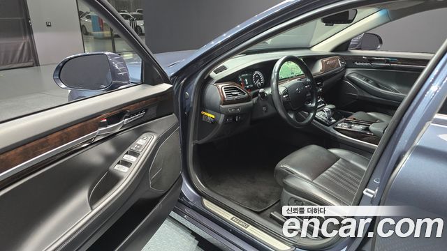 Genesis EQ900 2016 — photo 10