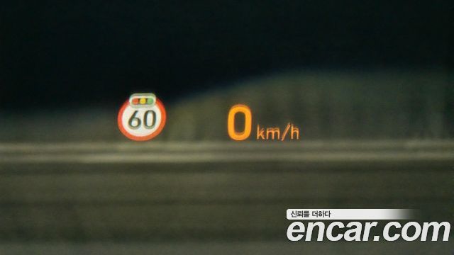Genesis EQ900 2016 — photo 16