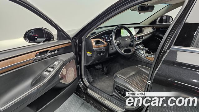 Genesis G90 2019 — photo 13