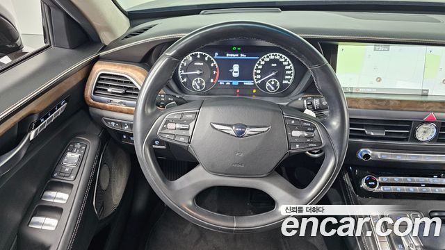 Genesis G90 2019 — photo 19