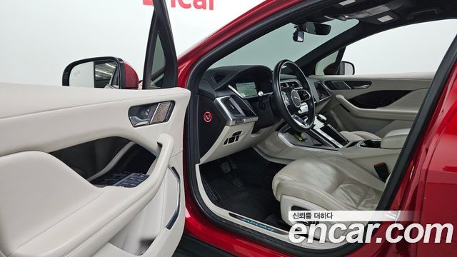 Jaguar I-PACE 2019 — photo 10