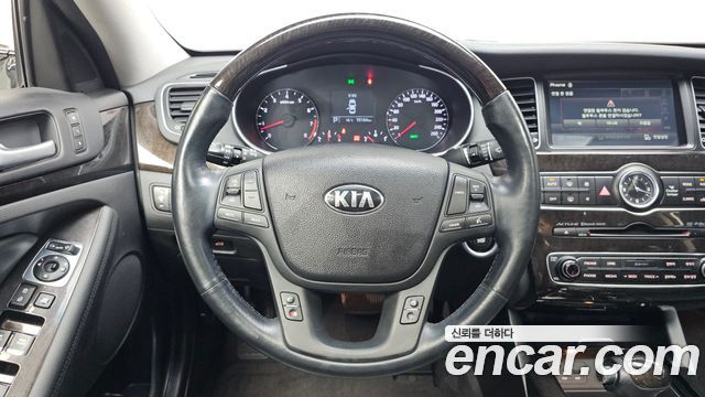 Kia K7 2013 — photo 13