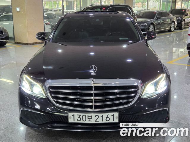 Mercedes-Benz E-Class 2020 — photo 2