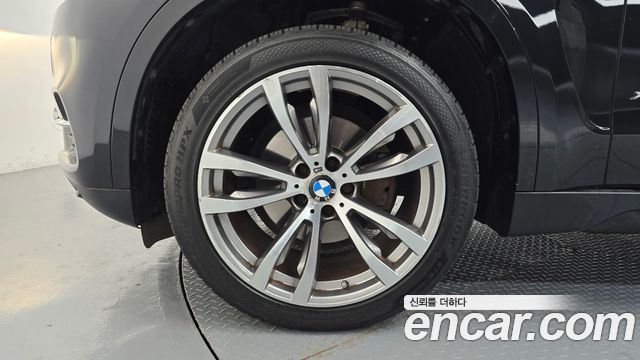 BMW X5 2016 — photo 5