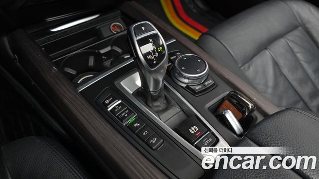 BMW X5 2016 — photo 9